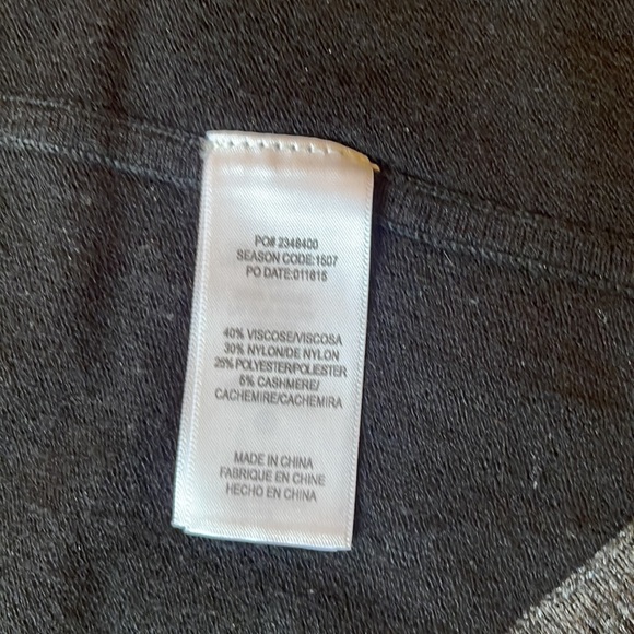 Splendid Black Knit Poncho - Picture 4 of 5